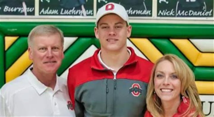 Who Is Robin Burrow Principal? Joe Burrow Mother Age And Wikipedia |